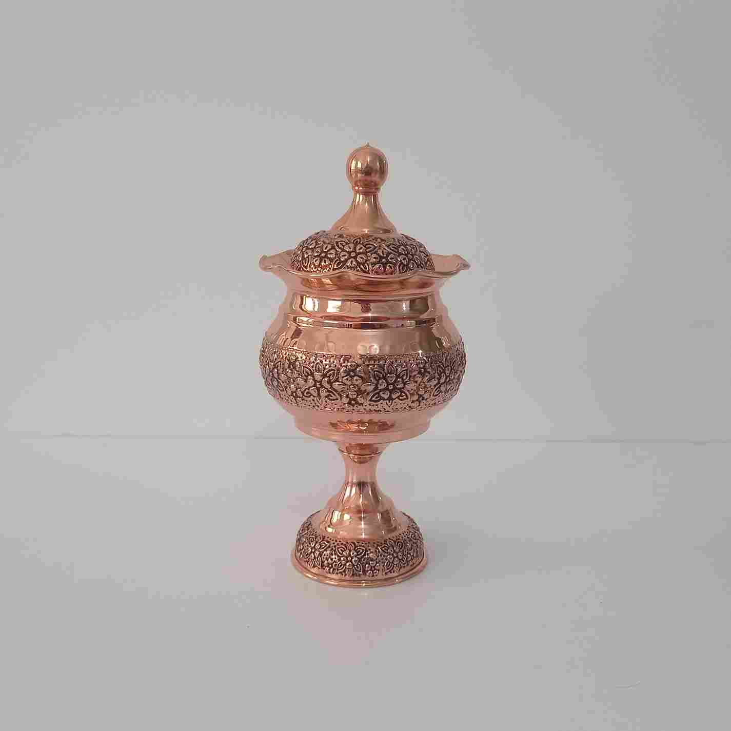 تصویر 1 از قندان مسی گلبرگ مناسب پذیرایی و دکوراسیون سنتی